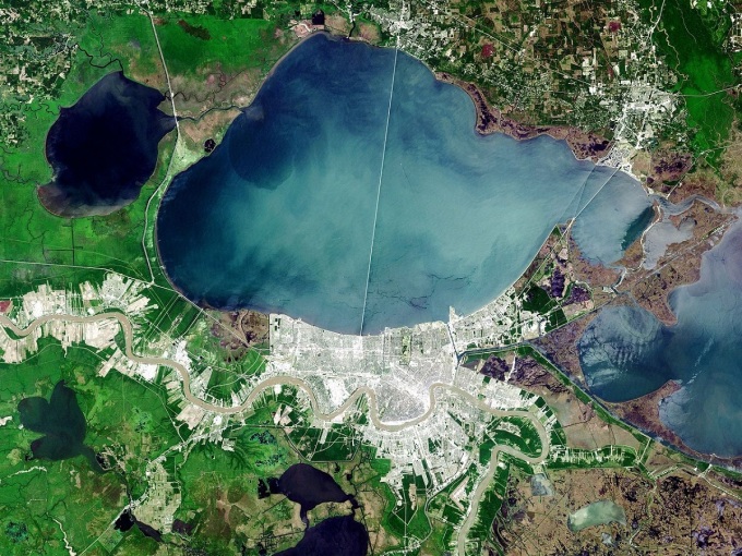 Hồ Pontchartrain rộng khoảng 1.630 km2. Ảnh: NASA.