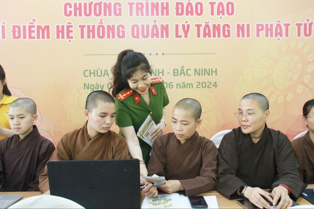 Bộ Công an triển khai phần mềm quản lý tăng ni, phật tử - 2