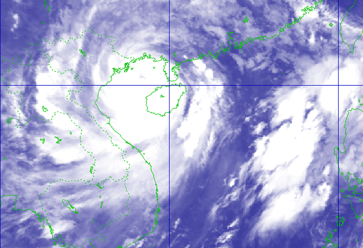 Bão số 3 mạnh cấp 14, giật cấp 17, đang cách Quảng Ninh 180km - Ảnh 1.