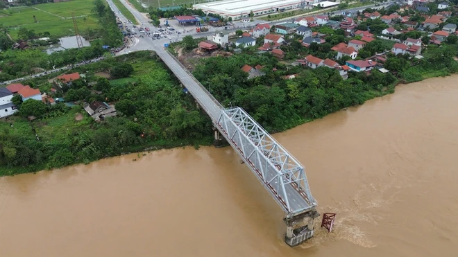 sap cau Phong Chau Phu Tho.jpg