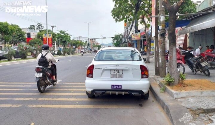 Học bằng lái xe hạng B2 hiện đang rất phổ biến.