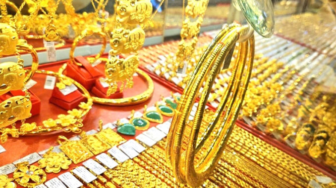 Giá vàng hôm nay 6/5/2025: Ngược chiều thế giới, SJC và nhẫn trơn giảm mạnh