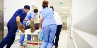 Cách sơ cứu đột quỵ tại nhà đúng cách nhất