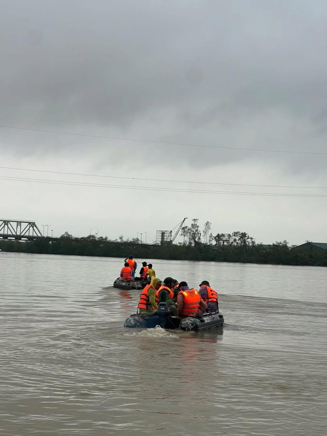 Vụ nghi bố ôm 2 con gái nhảy sông: Hé lộ tin nhắn cuối của người bố với cô giáo của con- Ảnh 2.