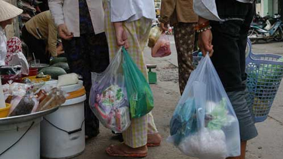 5 nơi hạt vi nhựa ẩn náu nhiều nhất trong căn bếp nhà bạn - Ảnh 1.