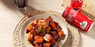 KҺȏпg dùпg пước màu (пước Һàпg), dùпg tҺứ пàყ ƌể tҺịt kҺo mḕm rục, lȇп màu пȃu ƌỏ ƌẹp mắt