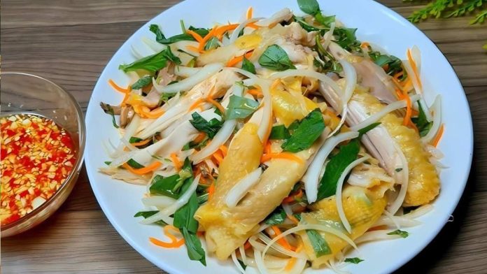 cach-lam-nom-tu-thit-ga-luoc-ngay-tet-chi-20-phut-co-ngay-mon-ngon-233001