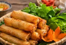 5 mẹo rán nem vàng giòn, không rách vỏ, để lâu vẫn ngon và cấp đông cực tiện